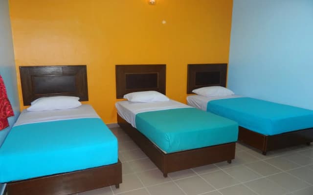 Riverside Hotel - photo 2