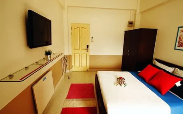 Golden Apartment - photo 3
