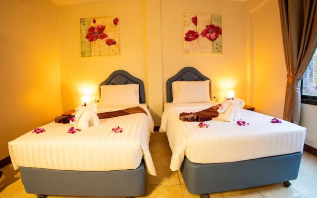 Rico's Patong Residence - photo 2
