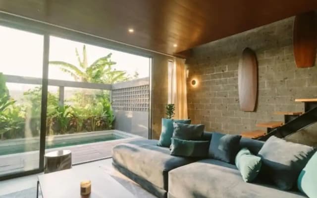 Luxury 3BR Townhouse - photo 4