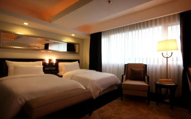 Gulliver's Tavern Hotel - photo 4