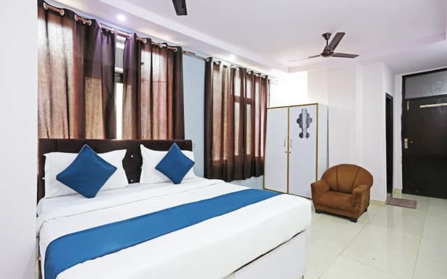 Hotel Raaso Inn Laxminagar BY Arrow - photo 3