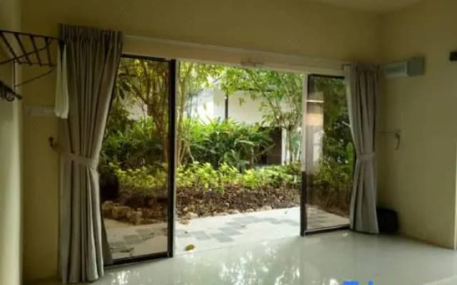 The Firefly Resort - photo 2
