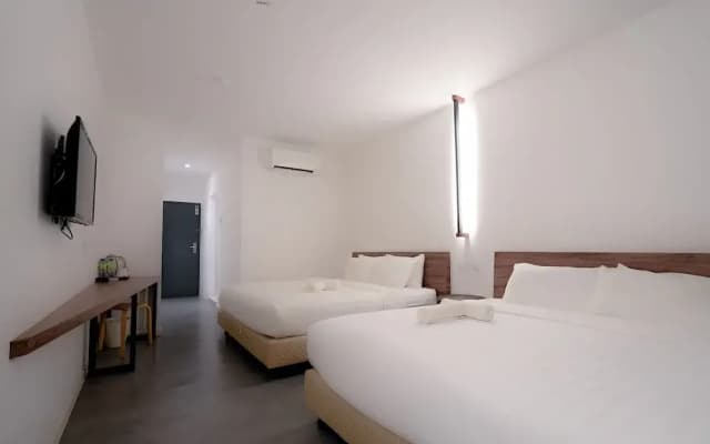 T Hotel Jalan Sultanah - photo 4