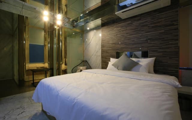 The Ace Hotel - photo 5