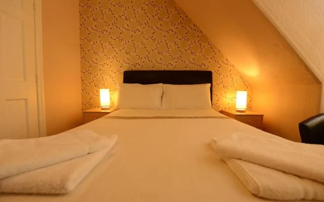 The Thistle House - photo 4