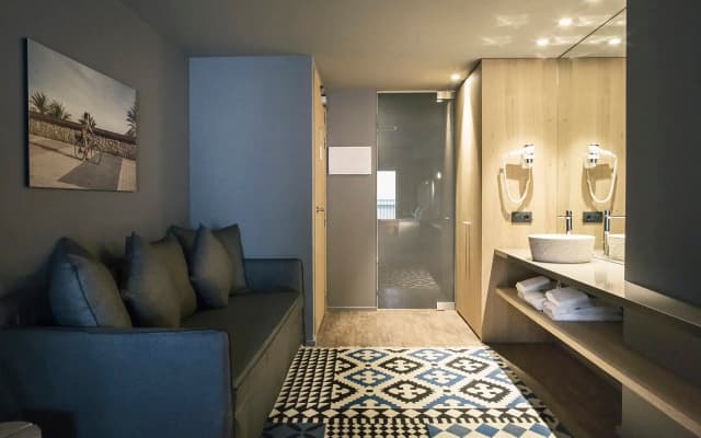 Uma House by Yurbban Trafalgar - photo 4