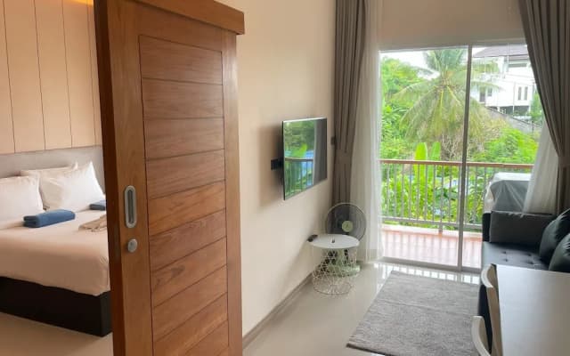 Apartment at Palmetto Condo by Lofty - photo 3