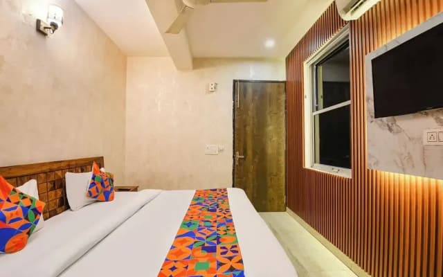 Fabhotel Blu Lagoon Inn - photo 5