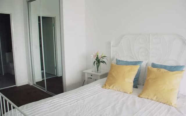 New Oriental Service Apartment - photo 2