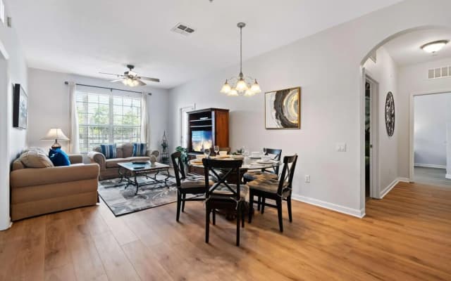 Renovated Condo by Convention Center & I-drive - photo 3