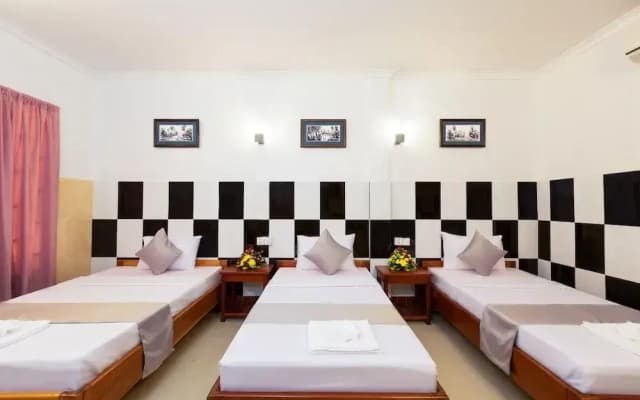 Botoum Hostel - photo 5