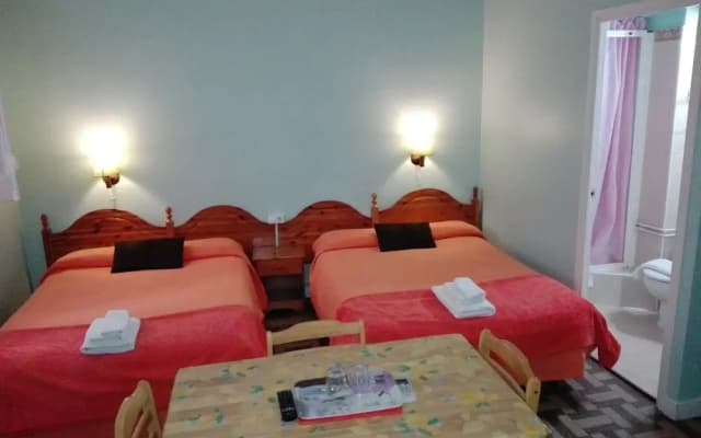 Hostal Pensio 2000 - photo 3