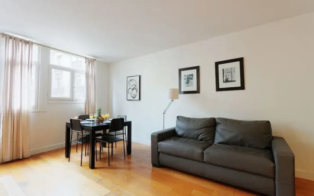 Parc Monceau - Courcelles Apartment - photo 2