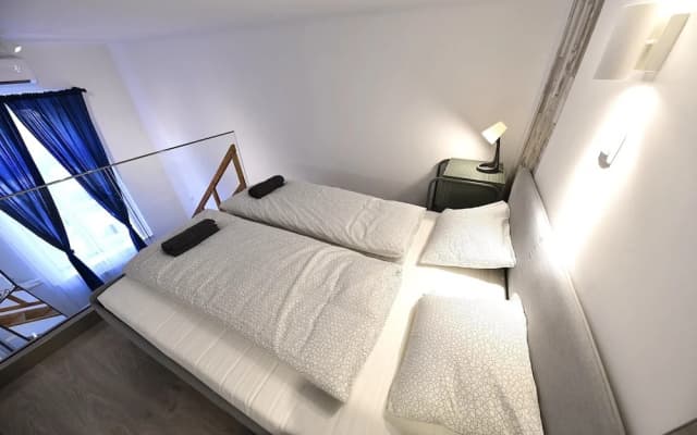 Cosy two bedroom flat in Rottenbiller str, Sky - photo 2