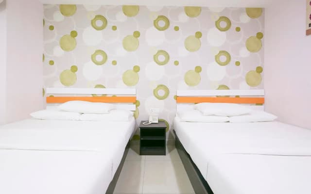 Orange Hotel Kuala Pilah - photo 3