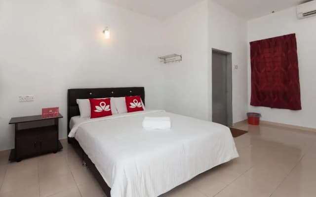 Alpha Motel by OYO Rooms - photo 2