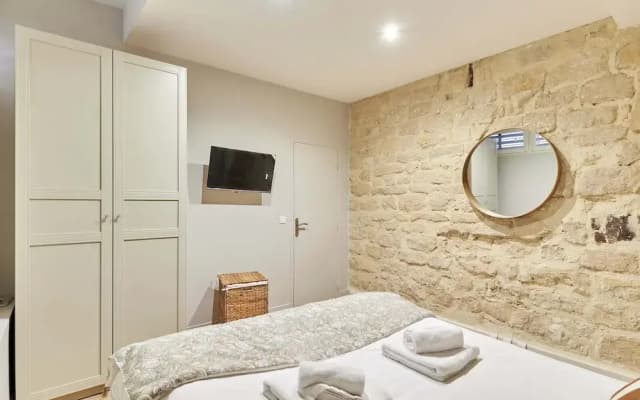 Charming Apartment Center of Paris by Studio Prestige - photo 2