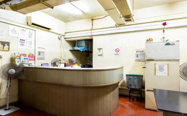 Hawaii Hostel - photo 2