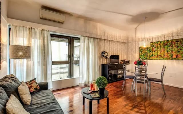 Lovely nest in Prati district - photo 3
