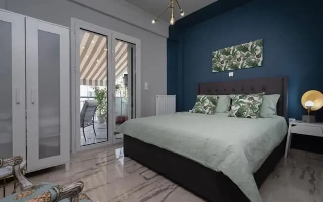 Artistic apt in Gazi with terrace by GHH - photo 4