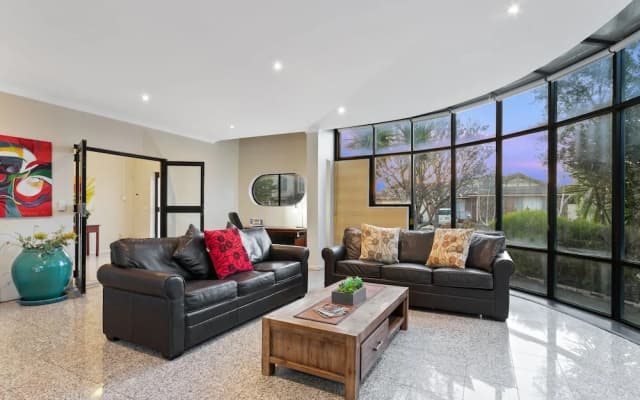 Villa De Marseilles - Melbourne - photo 3
