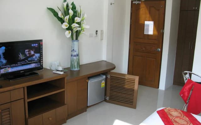 Sabai Inn Patong - photo 3