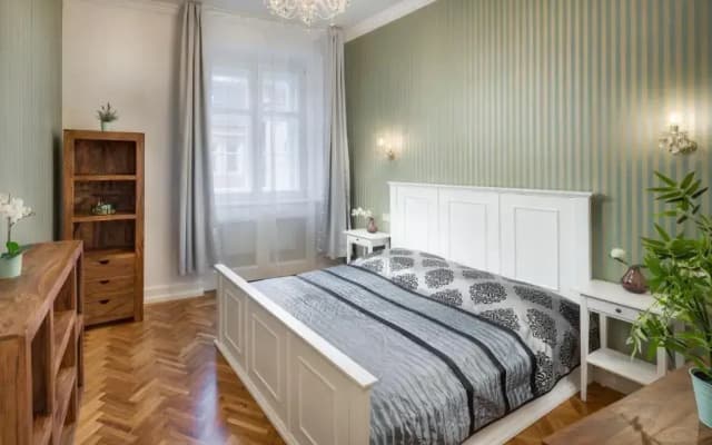 Old Town Royal Suite - photo 2