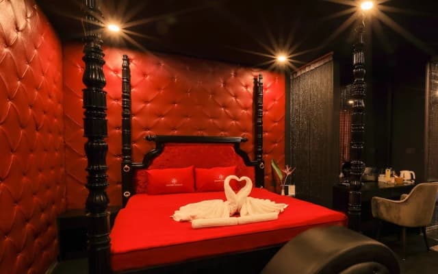 Golden Hotel - photo 5