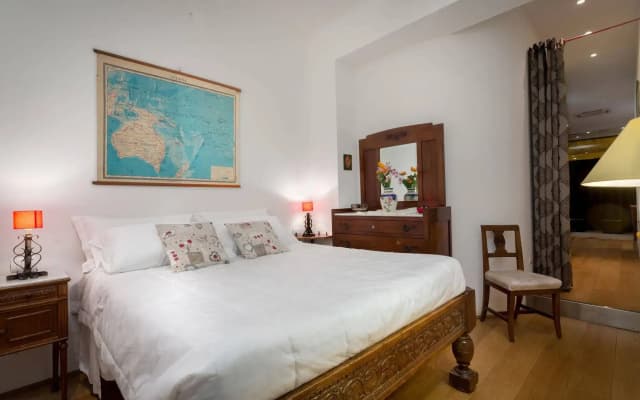 Florence Vintage Apartment - photo 2