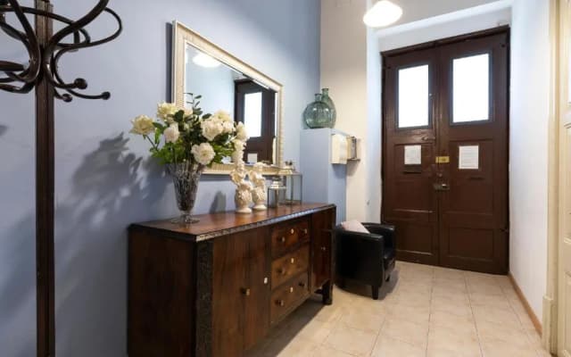 AB Gracia Apartments - photo 2