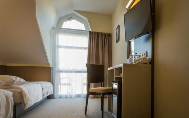 Corvin Hotel Budapest Residence - photo 4