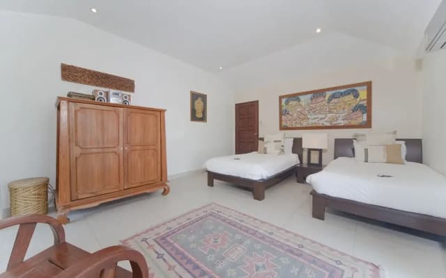 Bangrak Beachfront Villa - photo 5