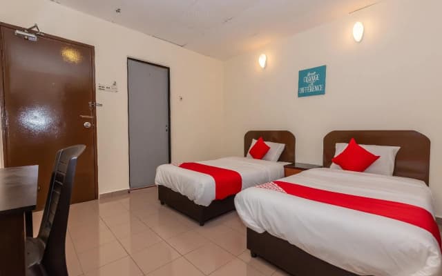 Hotel Bamboo By OYO Rooms - photo 4