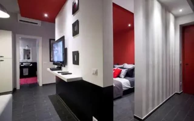 Only One Luxury Apartment - photo 3