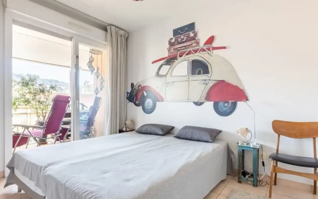 Elegant Holiday Home in Nice with Balcony - photo 4