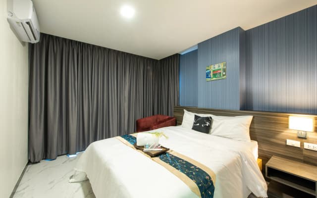 Metro Hotel Ratchada 36 - photo 4
