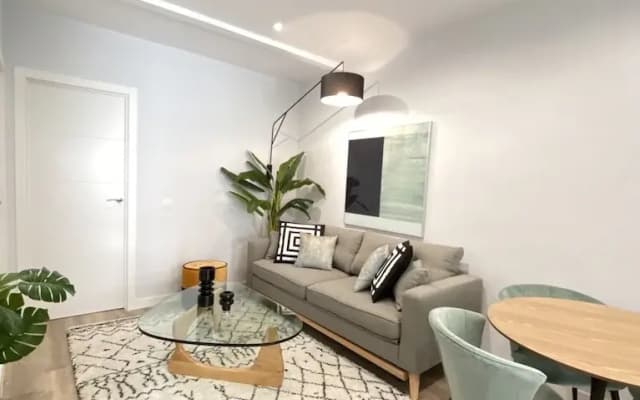 Apartment Plaza De Las Ventas Iii - photo 3