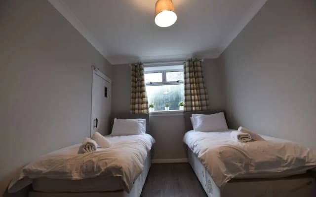 First Sighthill Villa - photo 3