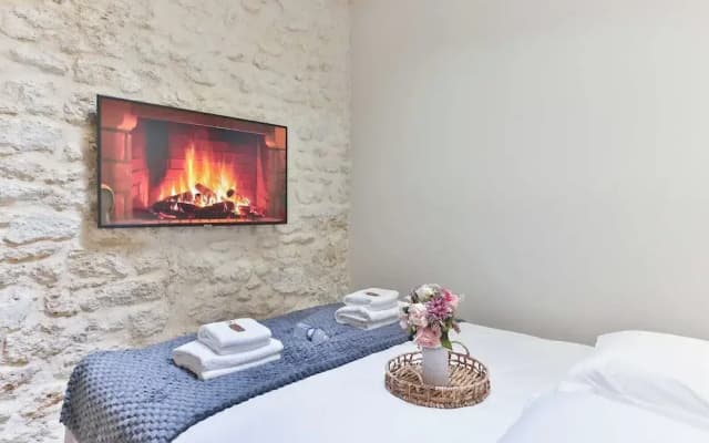 Peaceful Apartment in Eiffel Tower - photo 2