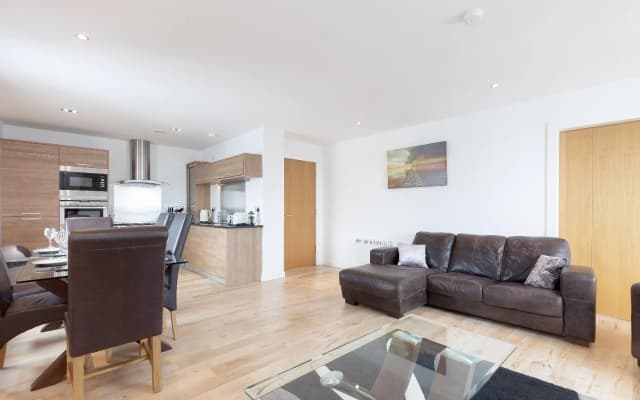 Stylish Penthouse Suite - photo 3