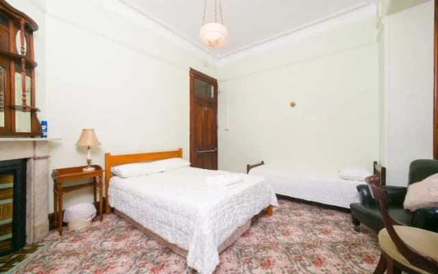 East Sydney Hotel - photo 5