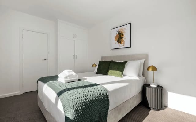 Windsor Apartments by Urban Rest - photo 2