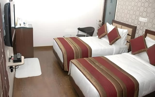 Fabhotel Atithi - photo 3