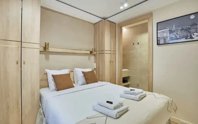 Apartment for 4 People in Paris - photo 2