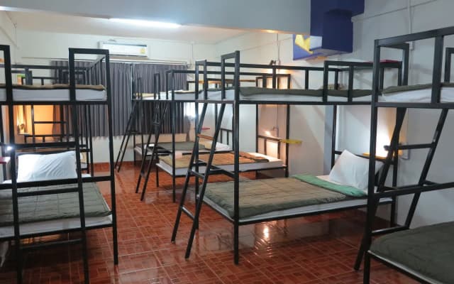 Jellybean Krabi Inn - photo 4