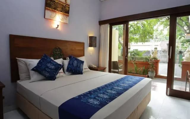 RedDoorz @ Pantai Cemara Sanur - photo 3