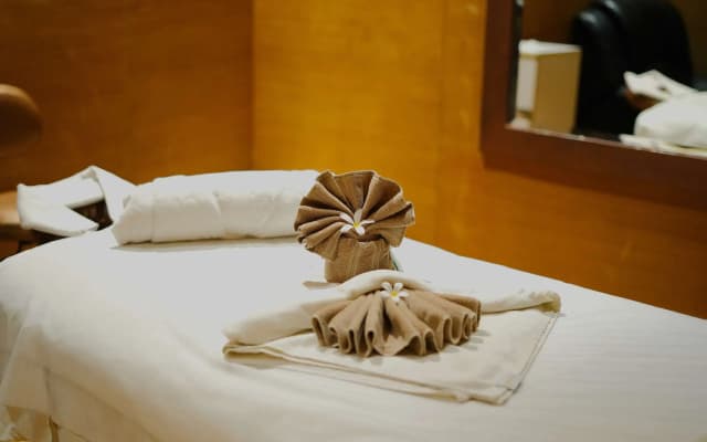 Radisson Blu Hotel New Delhi Paschim Vihar - photo 4