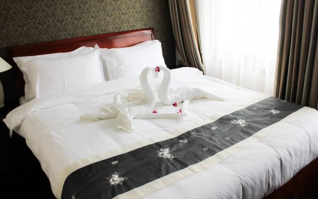 Phoenix Luxury Cruise Halong - photo 5
