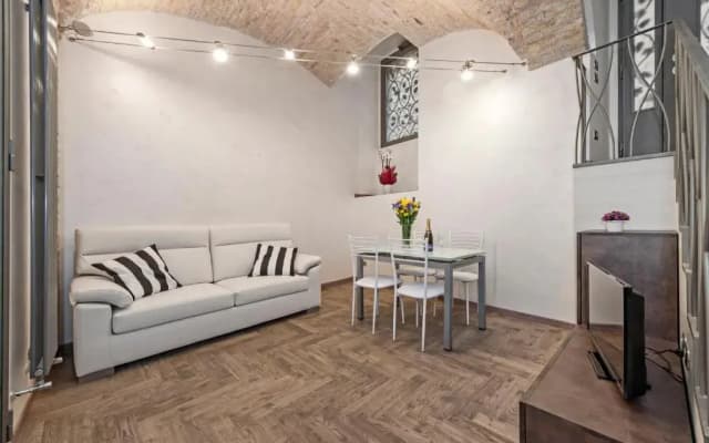 White flat Rione Monti - photo 2